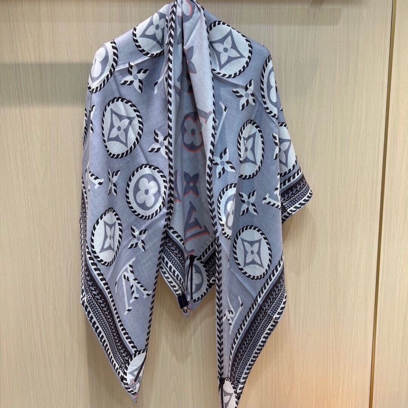 Louis Vuitton Scarf